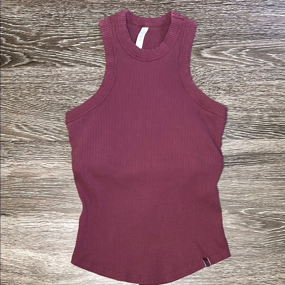 FABLETICS-tank
